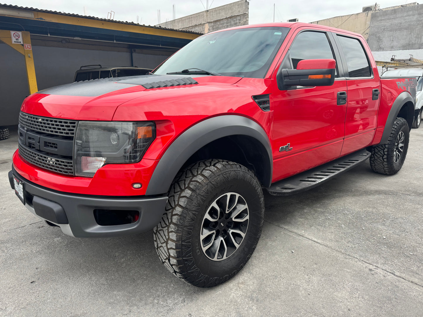 Ford Raptor 2012