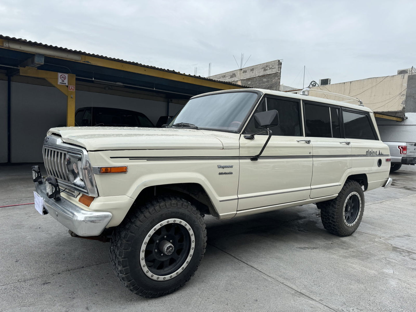 Jeep Wagoneer 1989